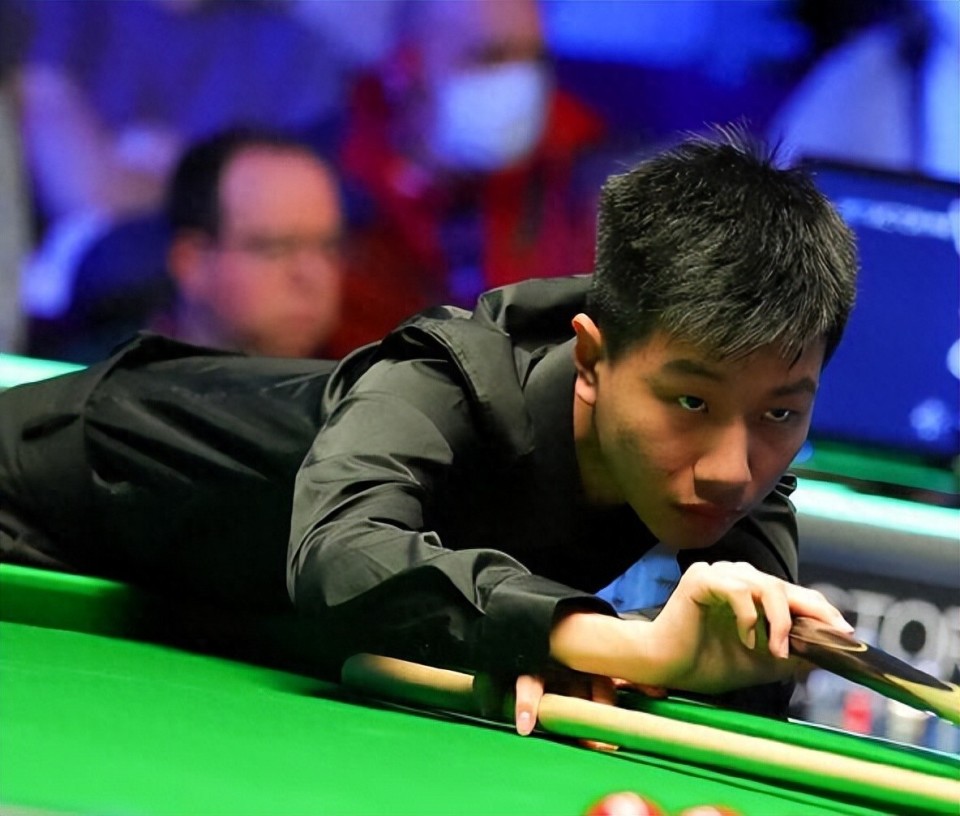 布雷切尔再, 龙泽煌通过 布雷切尔再, 龙泽煌通过