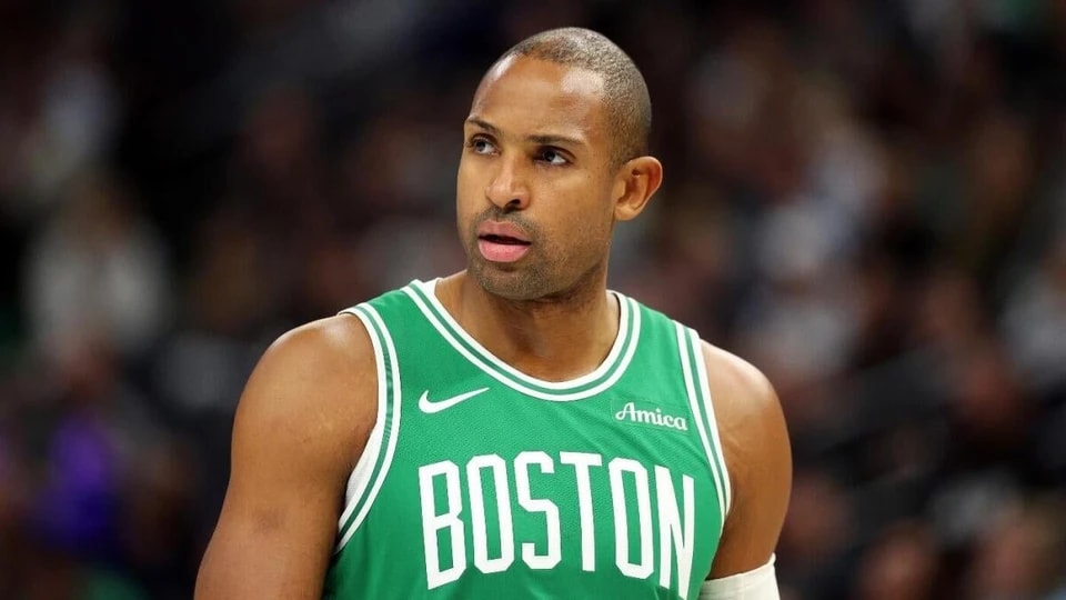 梅尔顿和加, 日签署资质, 霍福德