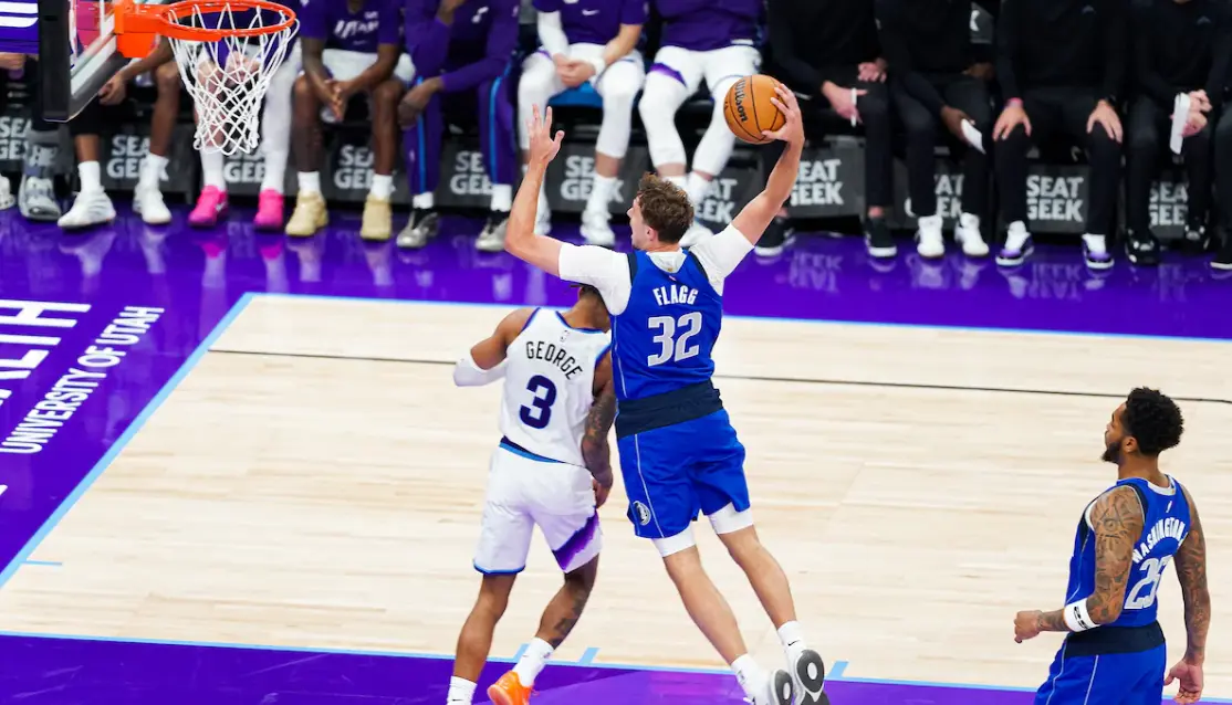 球及时的传 球及时的传